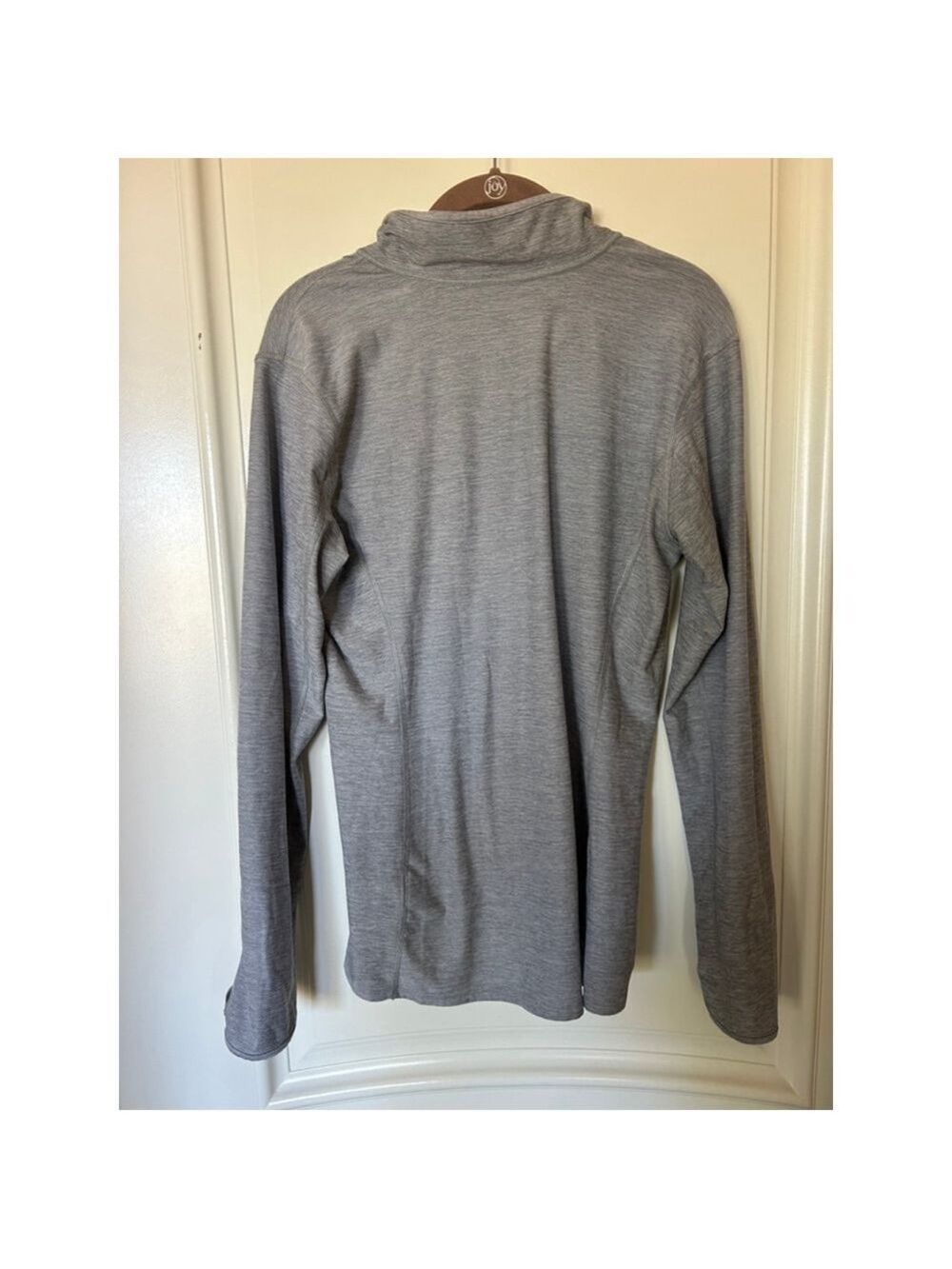 The North Face Women's Light Gray Half-Zip Long Sleeve Pullover - Picture 5 of 6